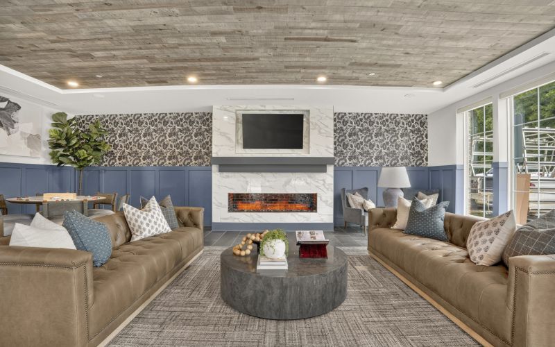 The Lodges of Huntersville clubhouse